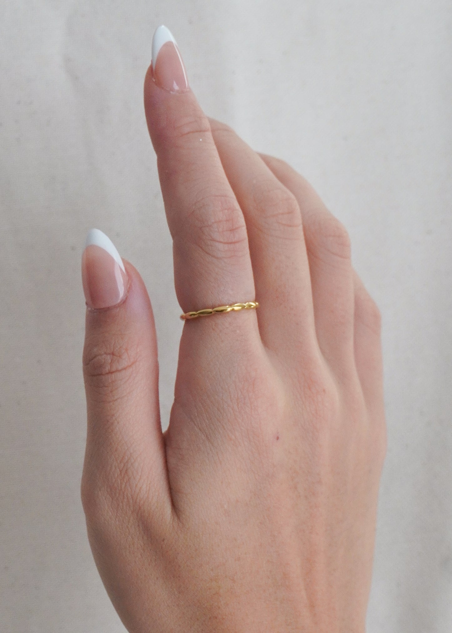 Dainty Links
