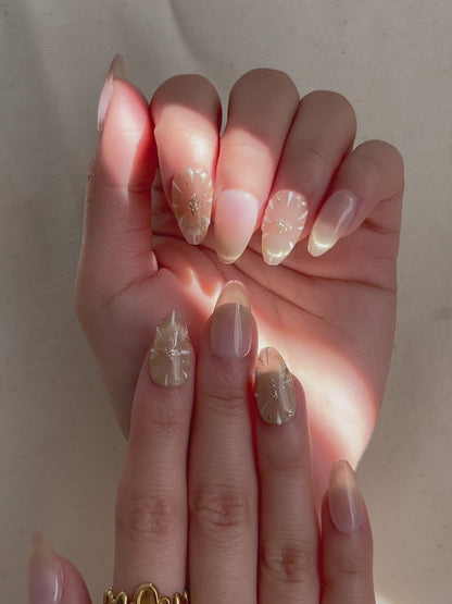 Champagne Bloom